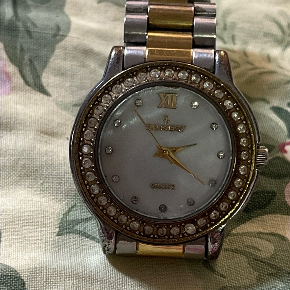 Peugeot Gold w/ Rhinestones Stainless Steel Watch Back New Battery March 2025 - Picture 7 of 7